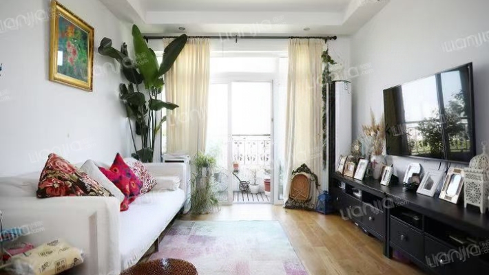 巴洛克宫廷二手房实景图