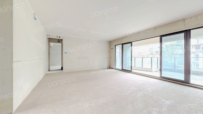 保利天珺伴溪二手房实景图