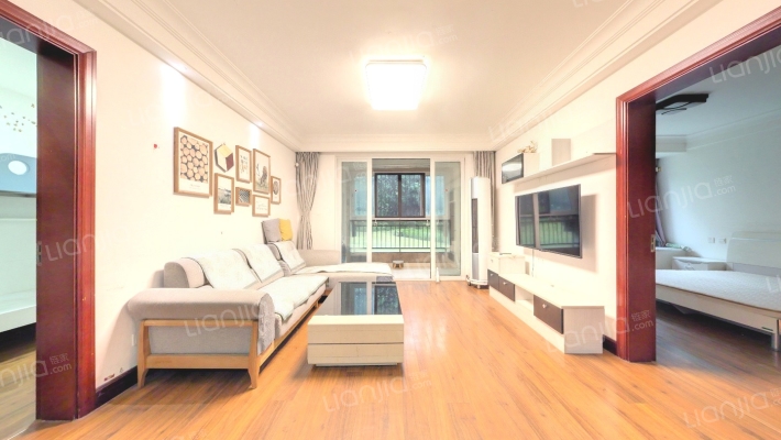 中铁青秀城东区二手房实景图