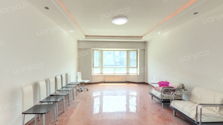 港湾公寓二手房实景图