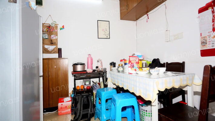 控江西三村二手房实景图