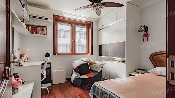 通阁小区二手房实景图