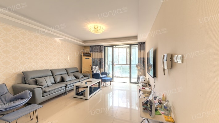 东郊小镇第一街区二手房实景图