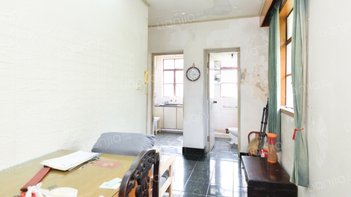 淞滨支路120弄二手房实景图