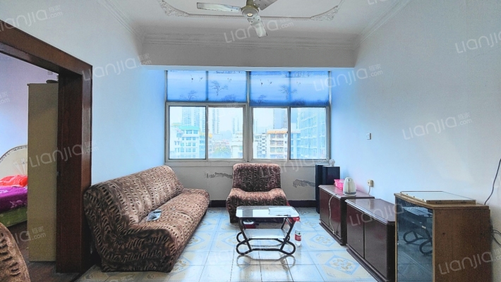 煤炭公司宿舍二手房实景图