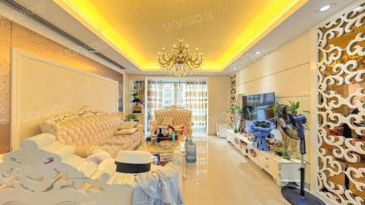 格林威治二手房实景图