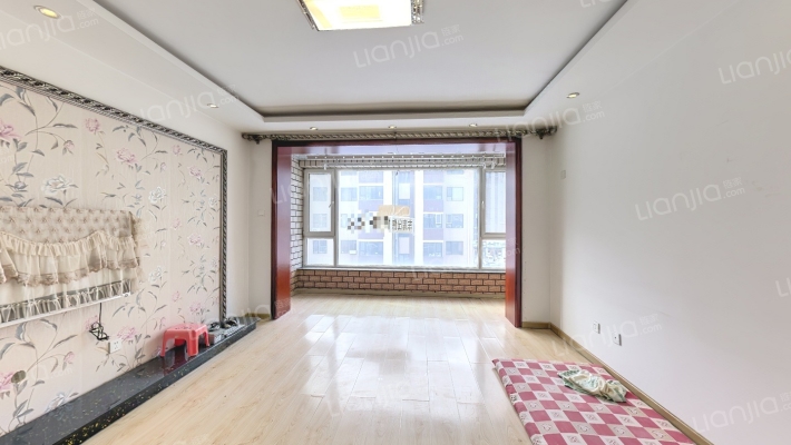 卓越上乘小区二手房实景图