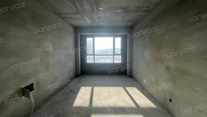 隆发家园二手房实景图