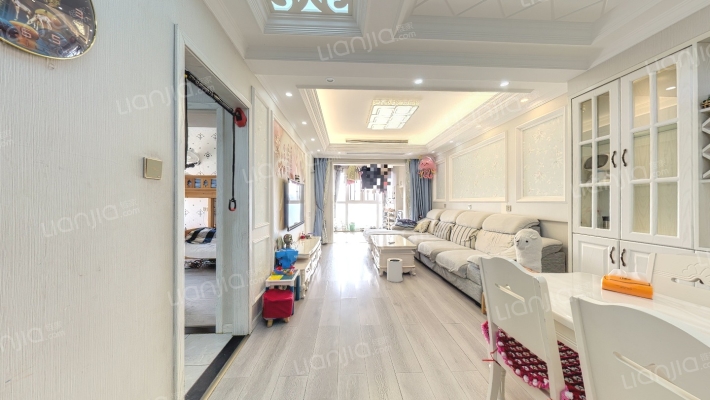 凯旋名居二手房实景图