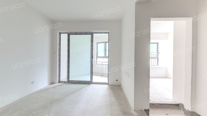 碚城江畔二手房实景图