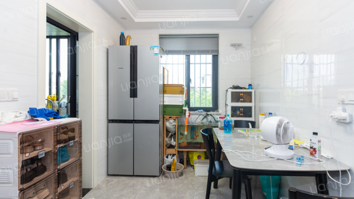 新成六坊二手房实景图