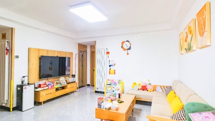 自来水家属院二手房实景图