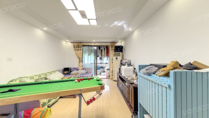 川虹新苑二手房实景图