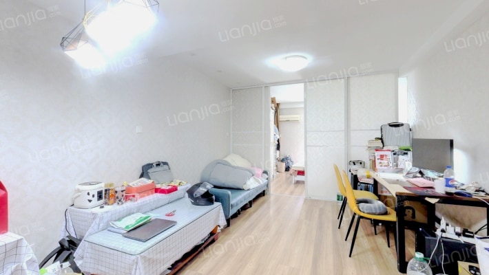 金凤凰公寓二手房实景图