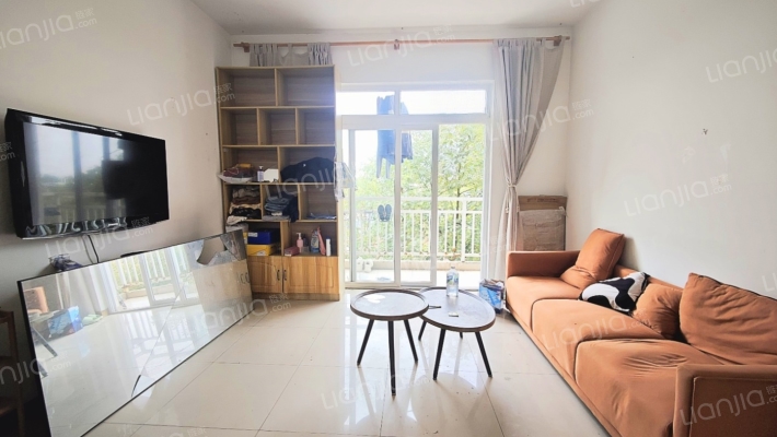 华新国际艺术家园二手房实景图