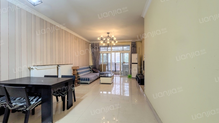 天骄年华二手房实景图