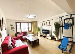 整租·皇冠花园南区 6室3厅 南/北_皇冠花园南区租房