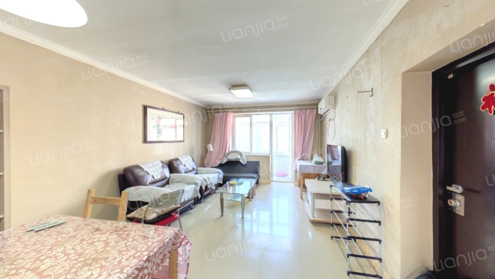 永康胡同18号院二手房实景图