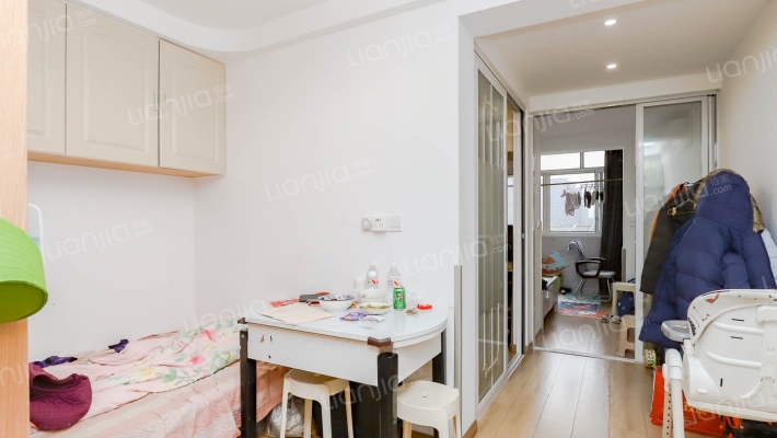 联乾小区二手房实景图