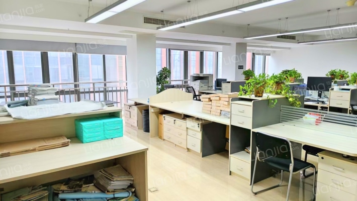 泰华金贸国际二手房实景图