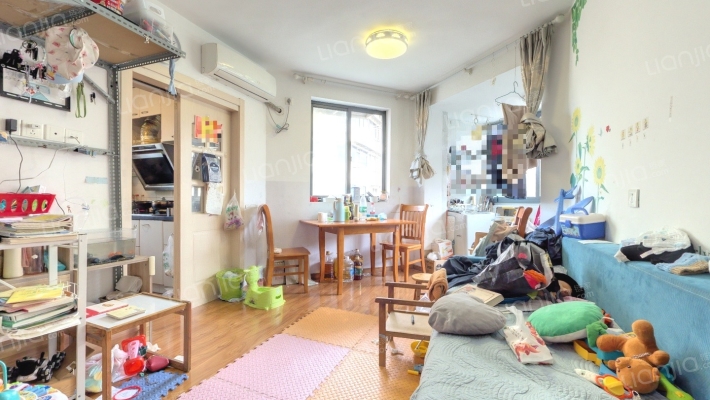 桃浦六村绿春苑二手房实景图