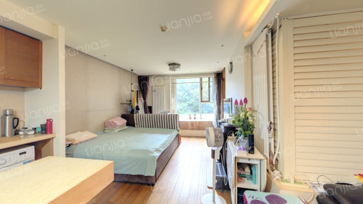 月亮城堡二手房实景图