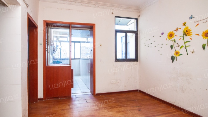 朱方路102号二手房实景图