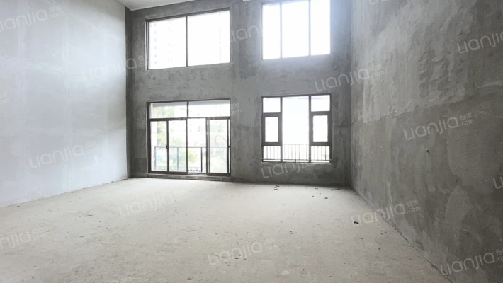 中铁阅山湖阅湖墅二手房实景图