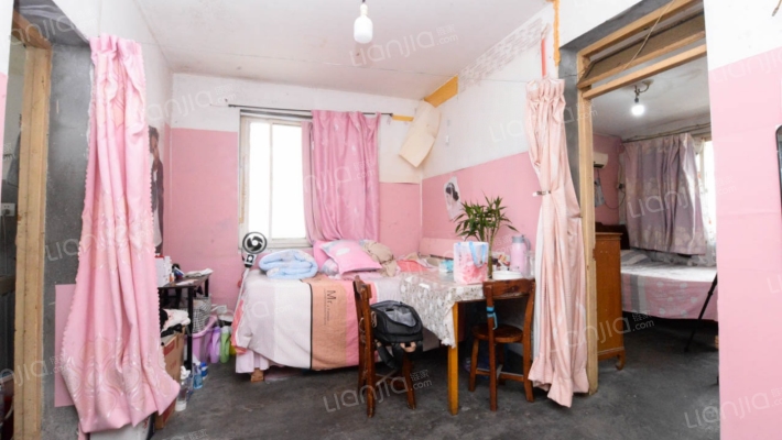 桥畔小区二手房实景图