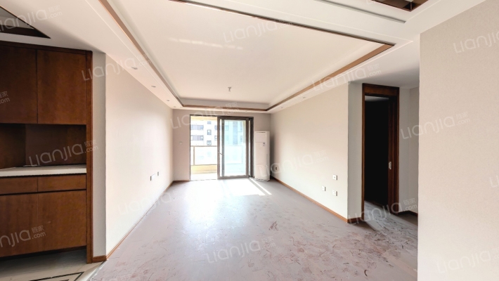 翡翠天域麓园二手房实景图