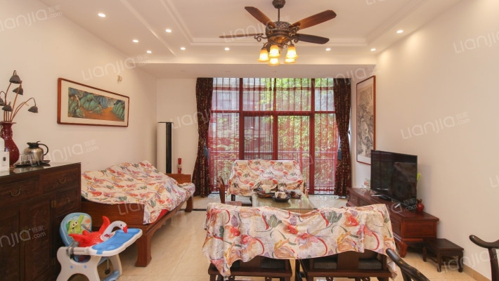 中安翡翠湖二手房实景图