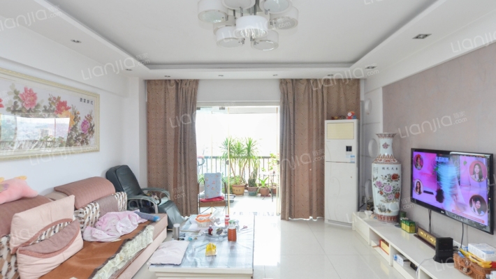 中央花园二手房实景图