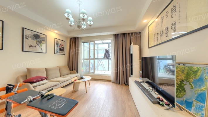 东郊小镇第七街区二手房实景图