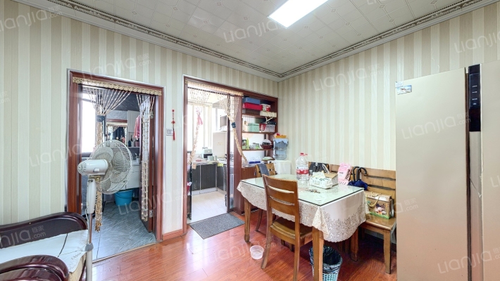 玉龙新村二手房实景图