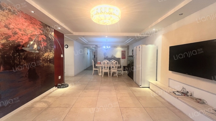 元华公寓二手房实景图