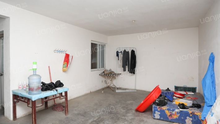 富润华庭三区二手房实景图