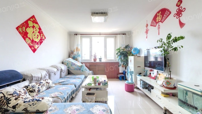 溪水花园八区二手房实景图