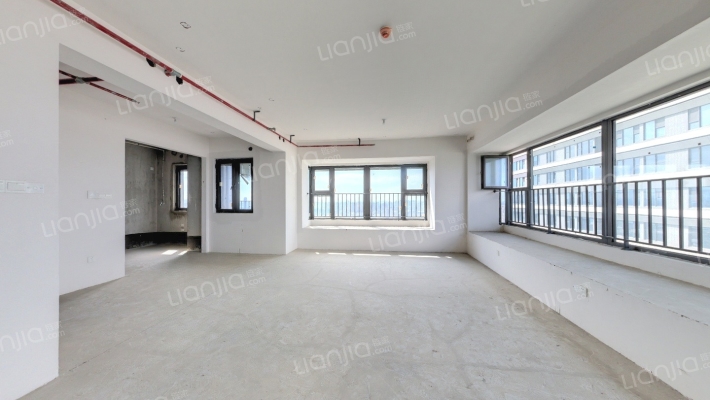 富力山北区二手房实景图