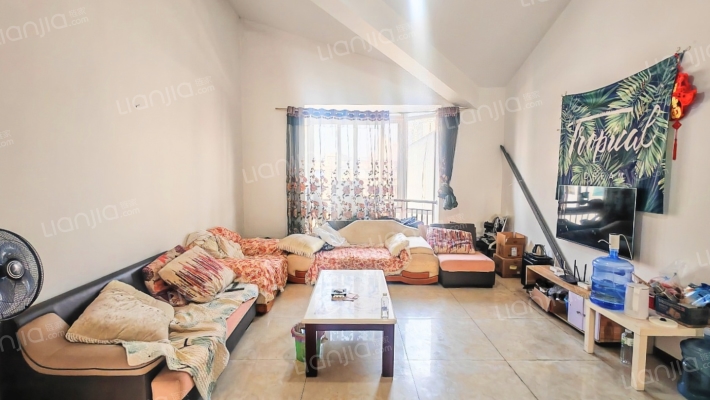 信用社宿舍二手房实景图