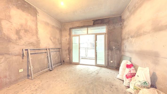 金鼎龙泉二手房实景图