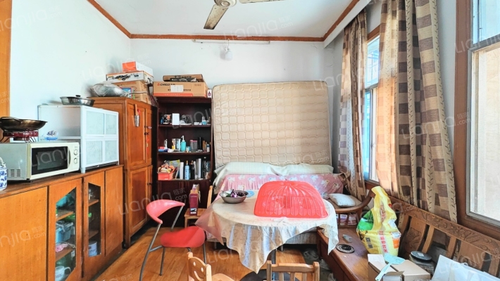 西湖小区二手房实景图