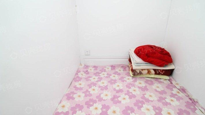 青城公寓 房子精装修可以商用可以居住 挑高高-卧室A