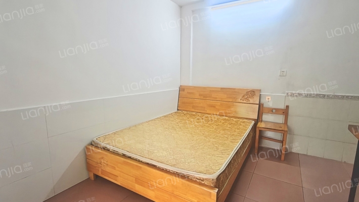 围苑新村二手房实景图