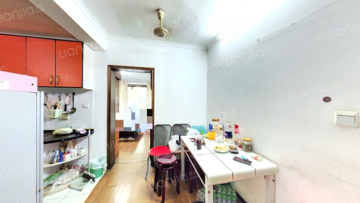 文思新村二手房实景图