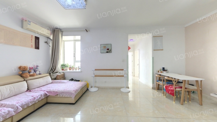 乾宝佳园二手房实景图