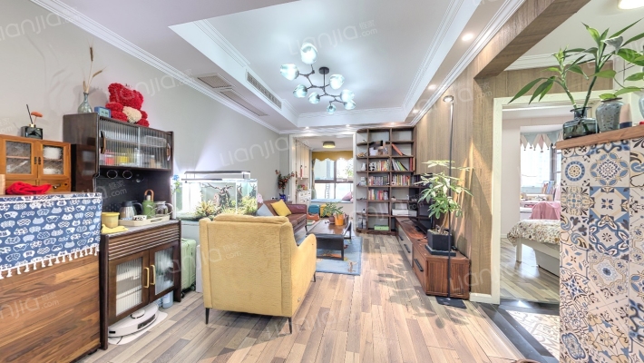 华润万象里二手房实景图