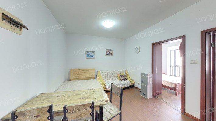 长江绿岛一期二手房实景图