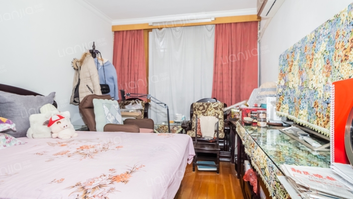 梅林小区二手房实景图