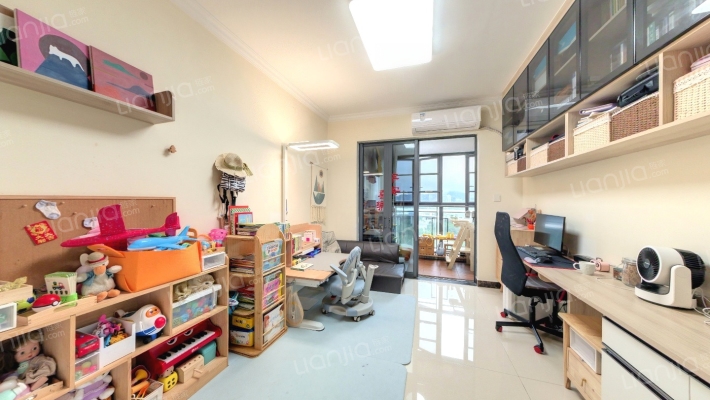 科城山庄峻森园二手房实景图