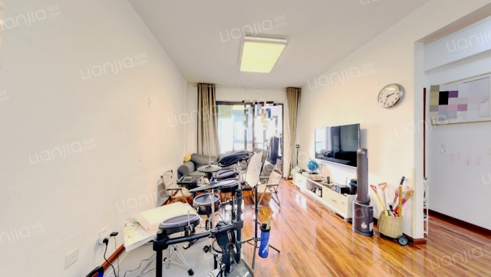 星立方二手房实景图